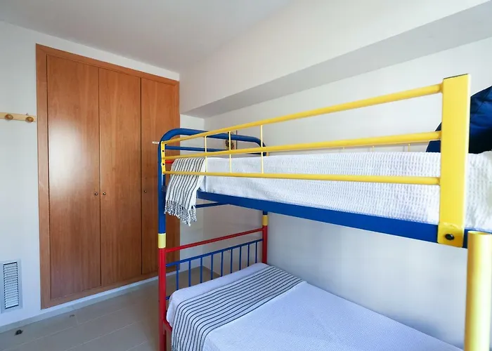 Uhc Casa Daurada Apartmán *