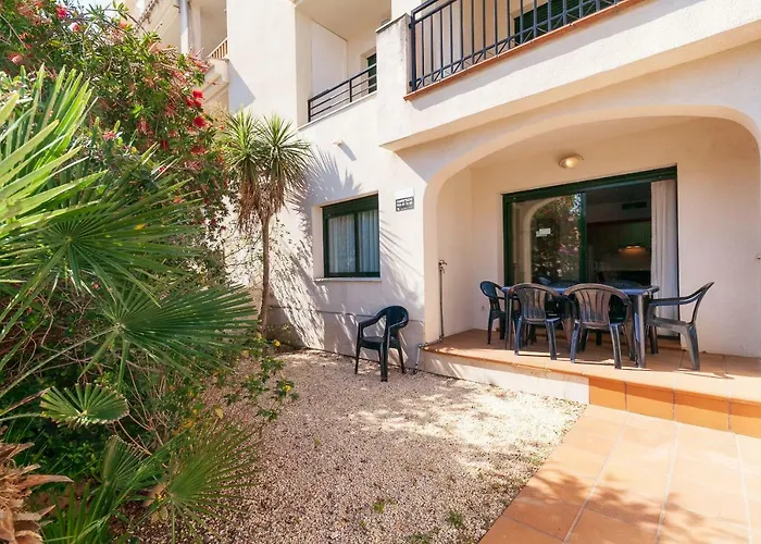 Uhc Casa Daurada Apartmán